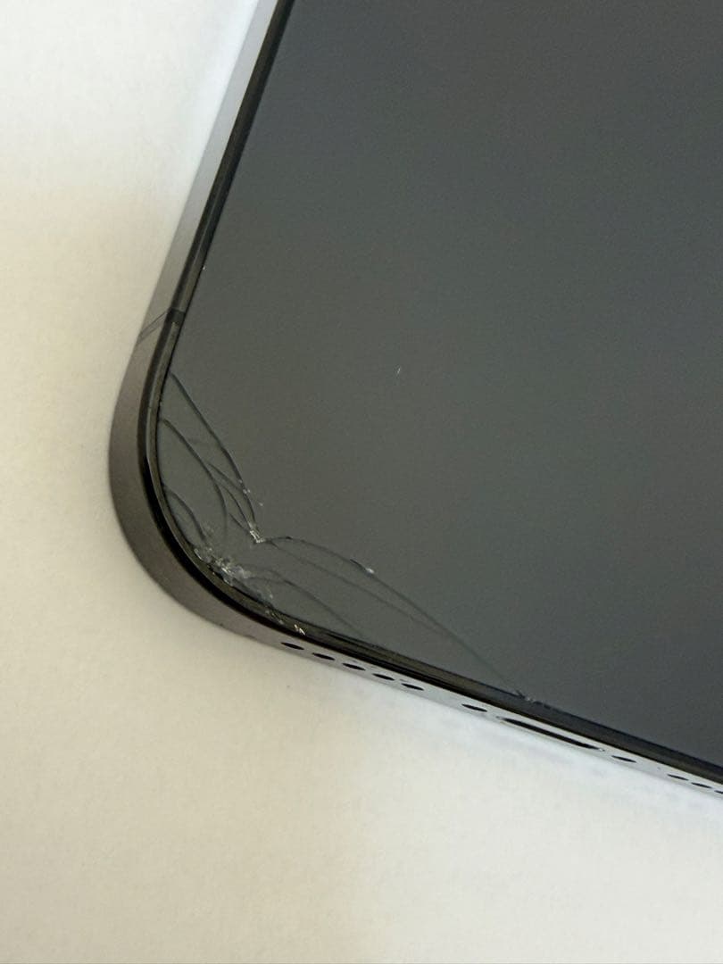 Apple iPhone14Pro 128GB 背面キズあり スペースブラック