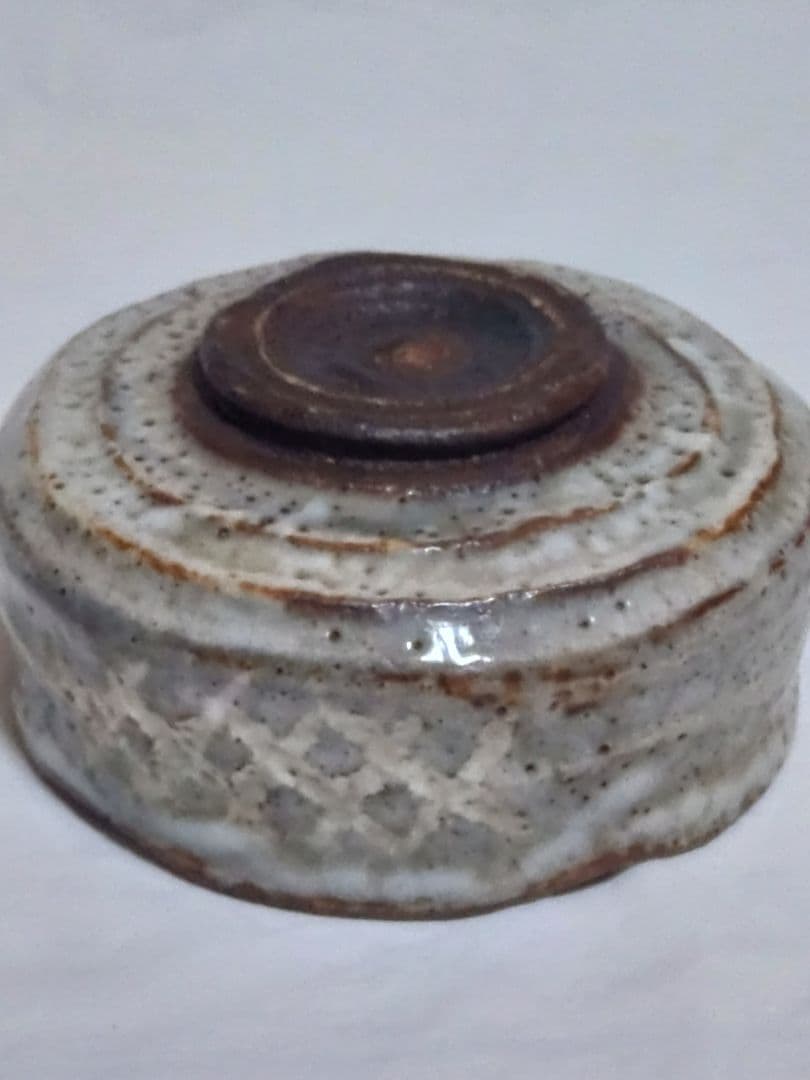 時代物　茶道具　美濃焼　鼠志野　平茶碗