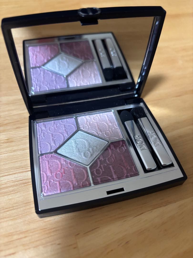 Dior アイシャドウ 865 ピンクロリポップ
