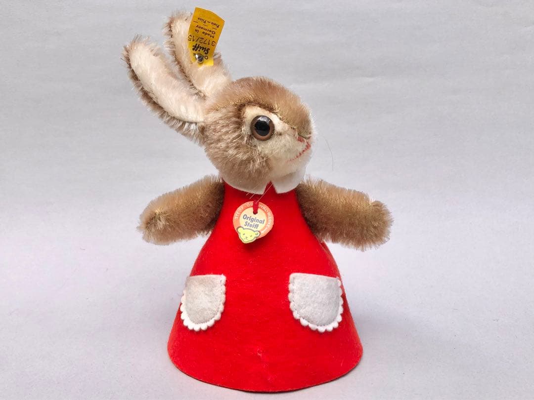 Steiff　ウサギのギフトカバー　Betthupferlhase　赤オールID