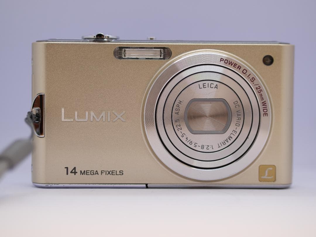 LUMIX DMC-FX66 ゴールド 14メガピクセル