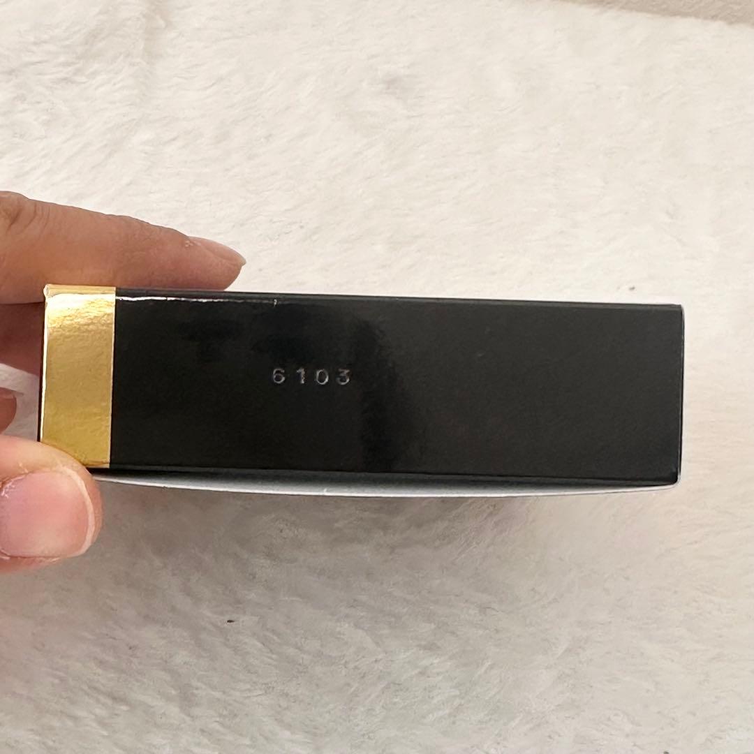 新品未使用✨シャネル レ キャトル オンブル 79 スパイシーズアイシャドウ