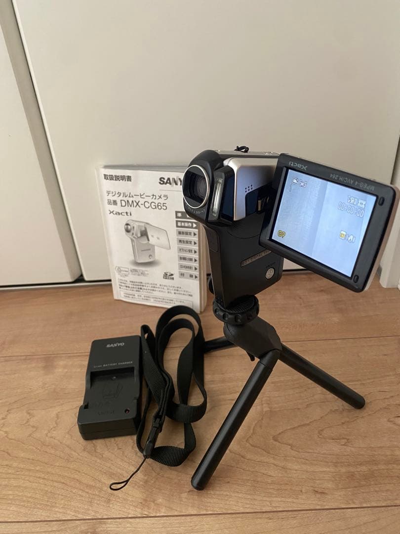 SANYO  Xacti  DMX-CG65 デジタルムービーカメラ