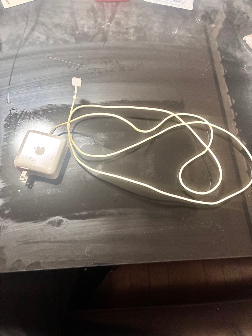 Apple MacBook Air シルバー 充電器付き