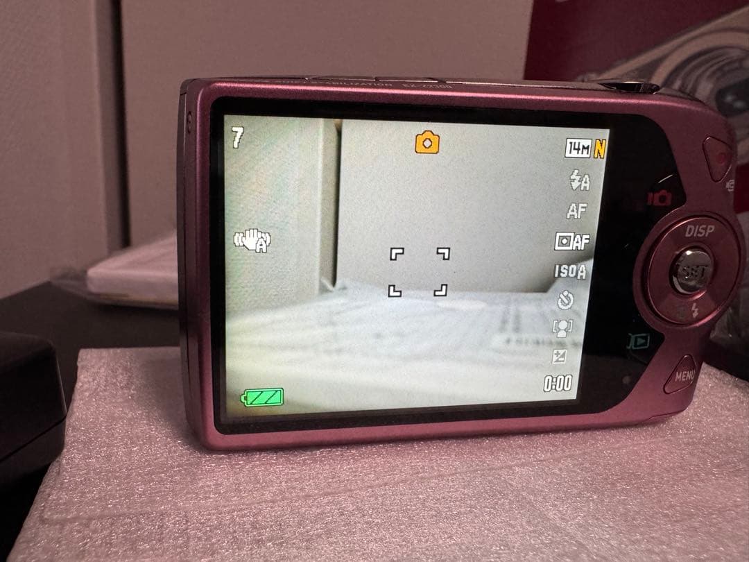 動作確認済み！美品！CASIO EXILIM EX-Z2300 ピンク 本体