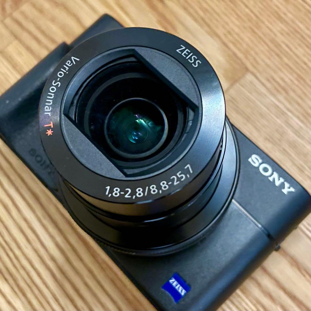 デジタルカメラ SONY DSC-RX100M5