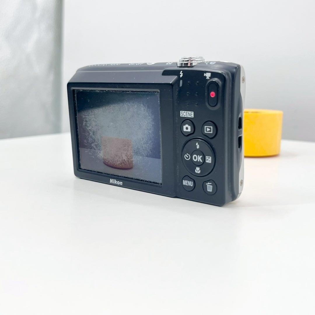 Nikon COOLPIX A100 シルバー 動作確認済 液晶傷多め