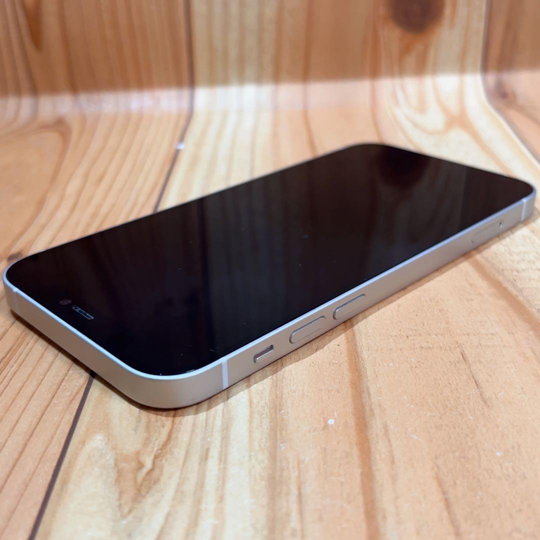 SIMフリー 本体 iPhone 12 256 GB ホワイト 632 電池新品
