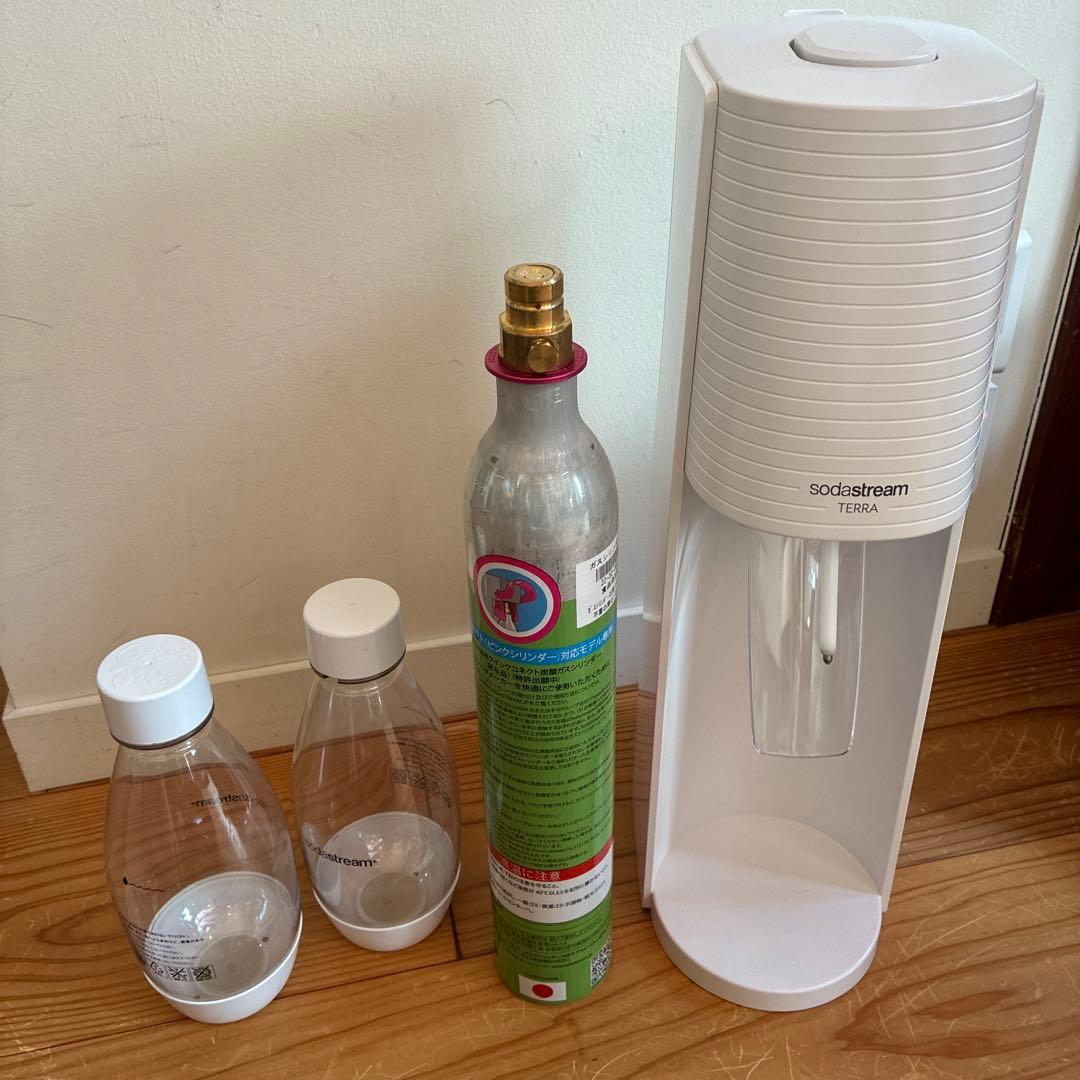 SodaStream TERRA 炭酸水メーカー ガラスボトルガスシリンダー