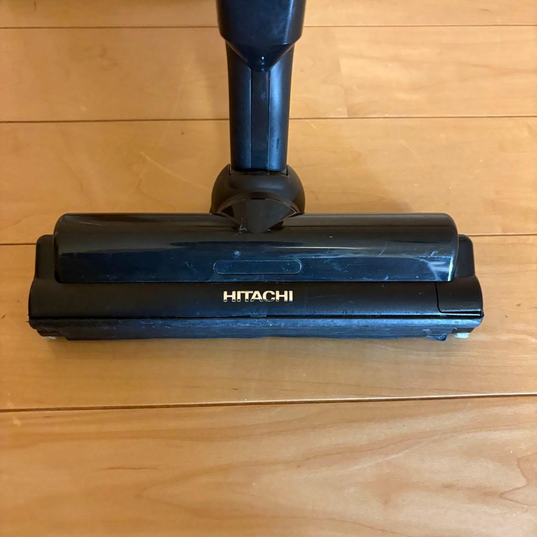 美品 Hitachi PV-BL1H コードレス掃除機 ホワイト/ブラック 日立