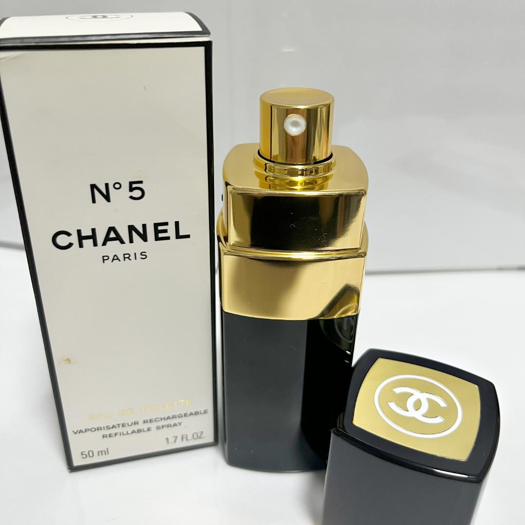 未使用　シャネル　CHANEL N°5 トワレ 50ml 箱入り　香水