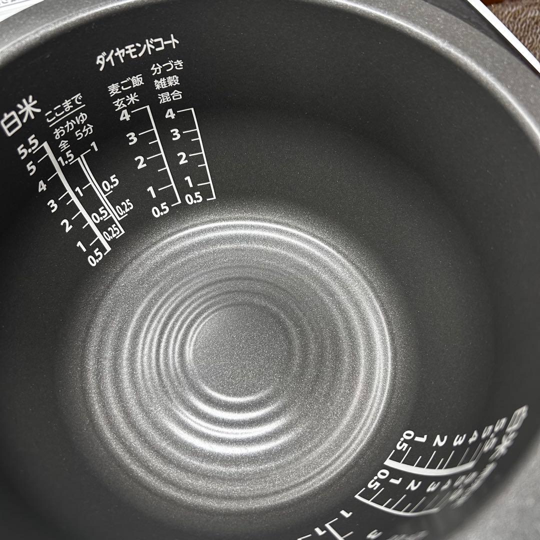美品 東芝 真空 圧力IH　炊飯器（5.5合）炎 匠炊き RC-10VSR