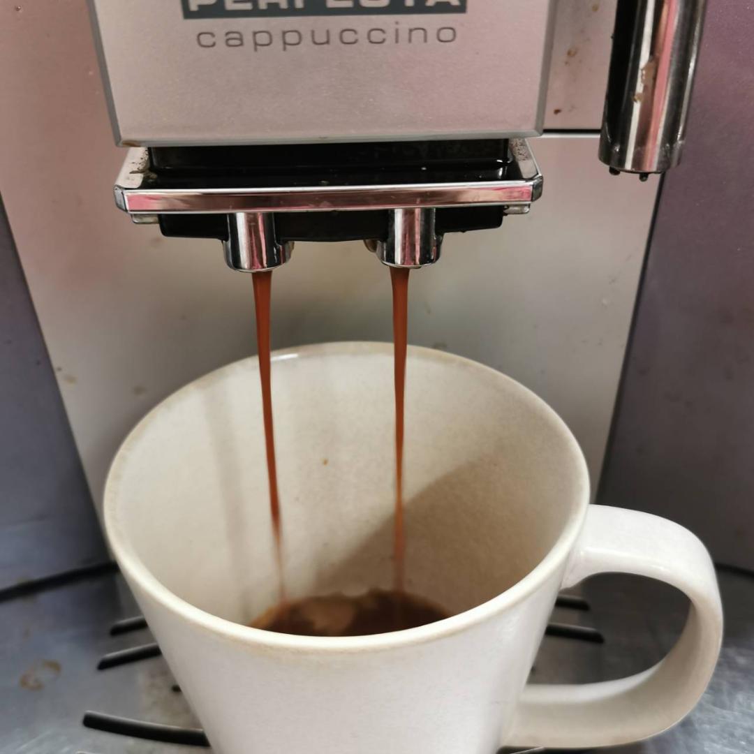 如月セール♠デロンギ全自動エスプレッソマシーン「ペルフェクタ カプチーノ」