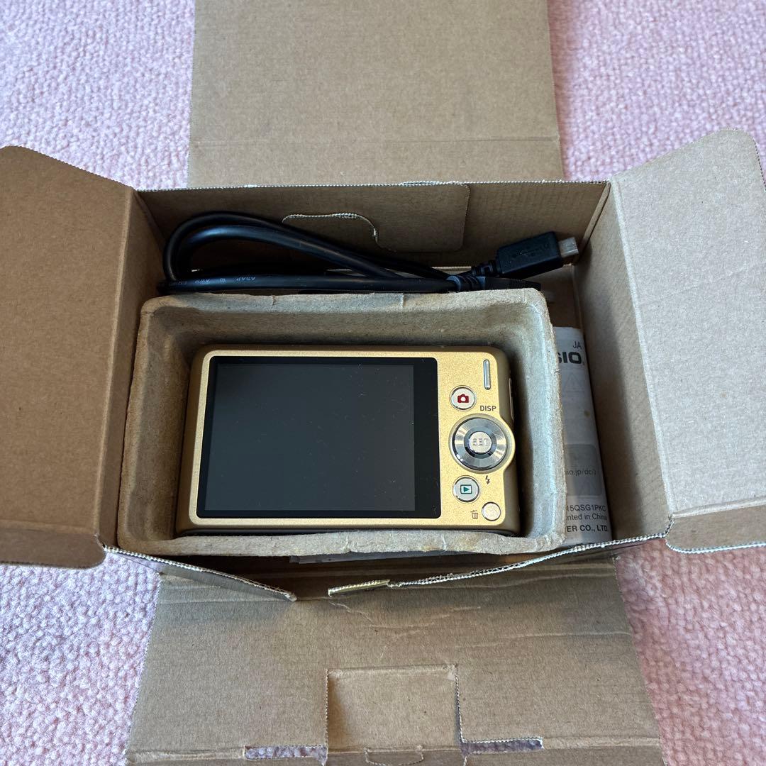 デジタルカメラ CASIO EXILIM EX-ZS190