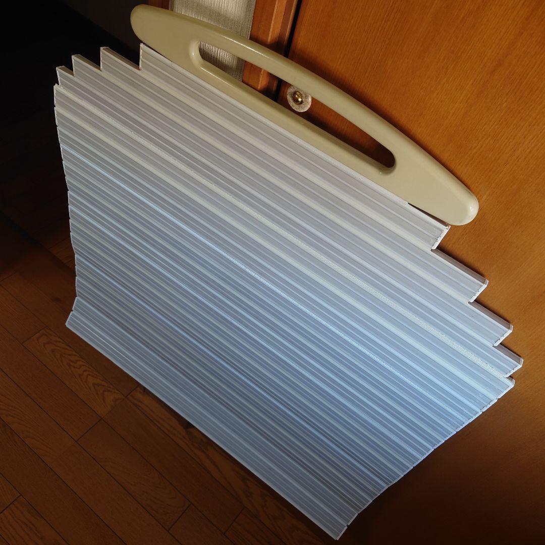折りたたみ式風呂ふた 白取って付き！