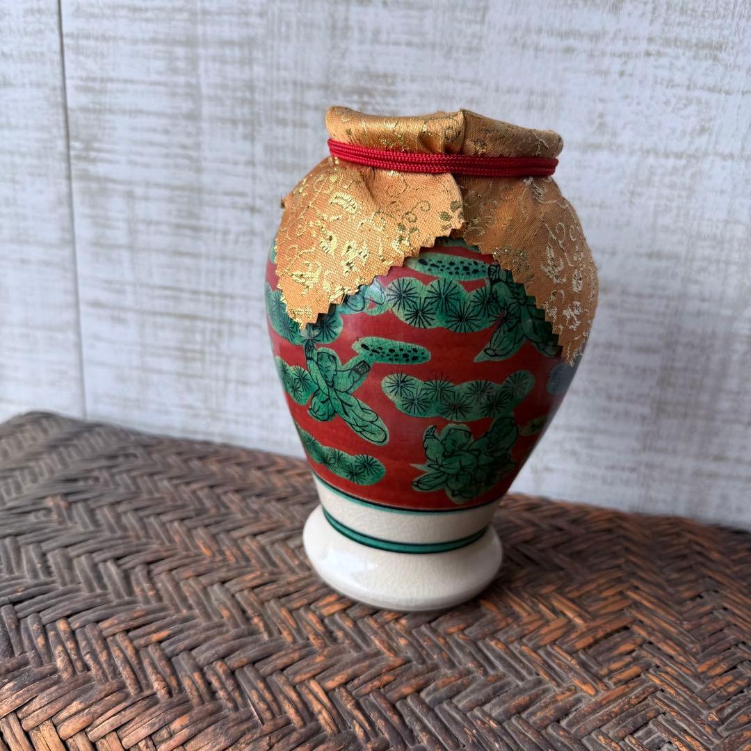 【極美品】飾り壺 金襴蓋 朱塗り 松紋様 骨董 アンティーク