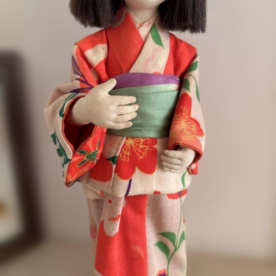 マ*タ様 ⑪昭和30〜50年代の市松人形 赤い花柄着物