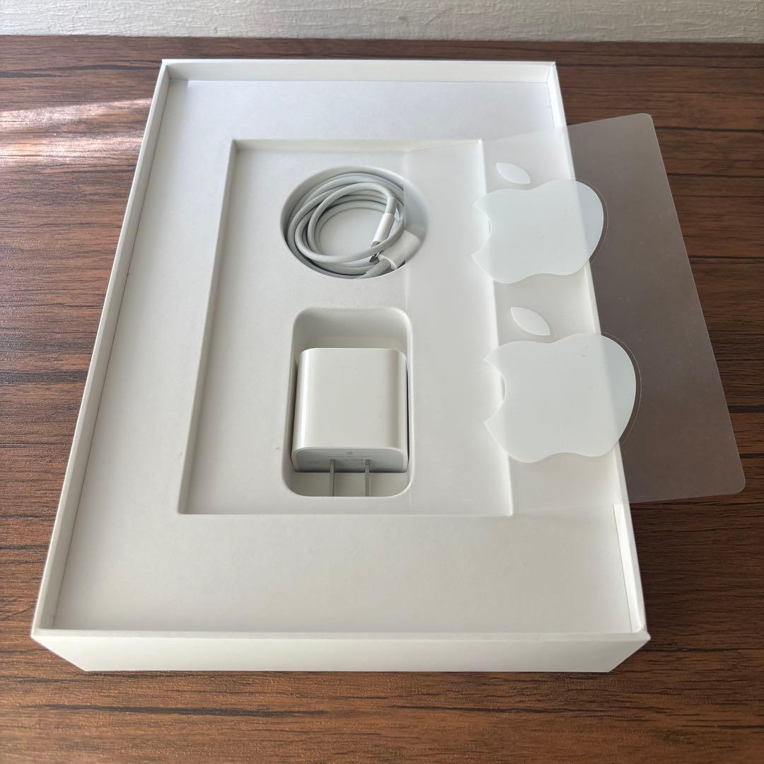 Apple iPad 第9世代 64GB シルバー wifi+Cellular