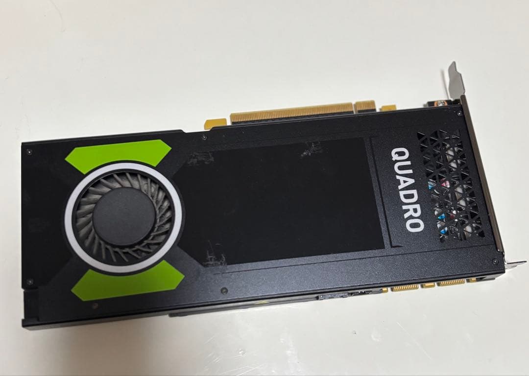Quadro P4000 グラフィックボード
