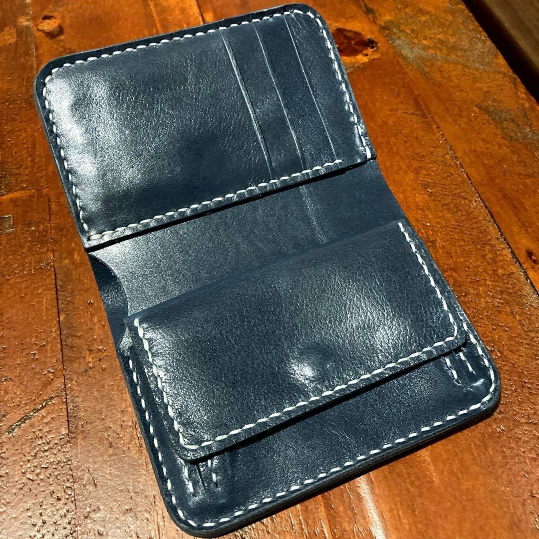 本革　財布　オールレザー　紺色　二つ折り財布　　レザークラフト ハンドメイド