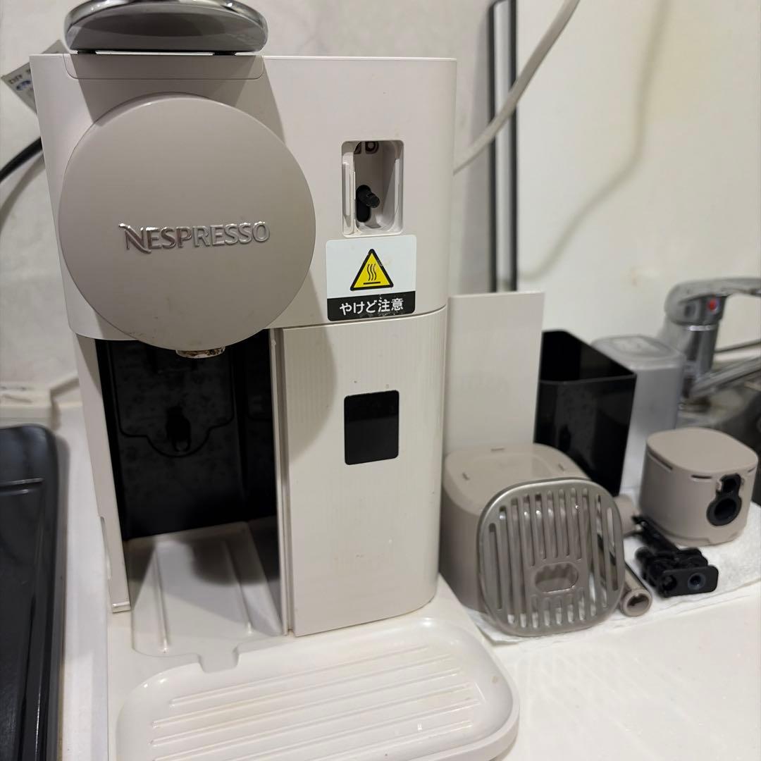 ネスプレッソ ラティシマワン コーヒーメーカー 洗浄剤付き