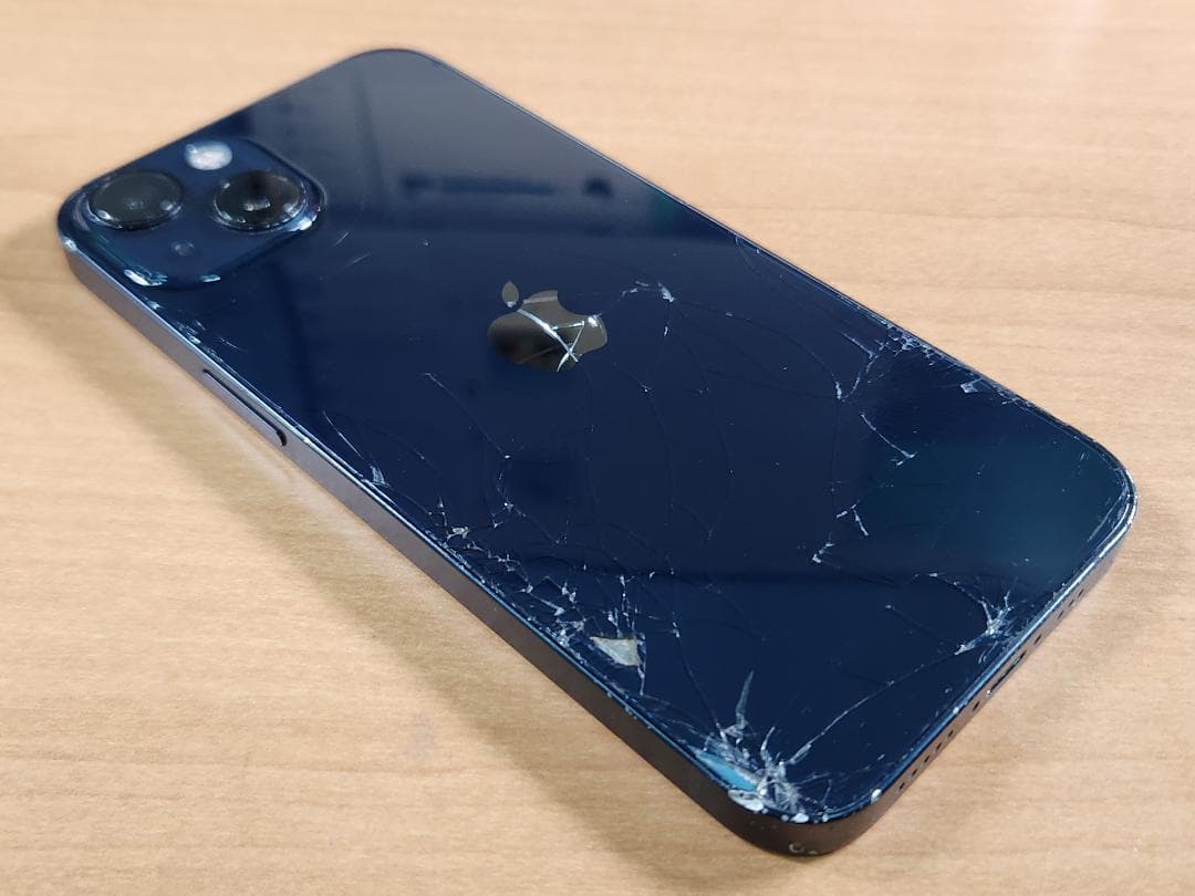 031200B iPhone13 A2631 128GB ジャンク