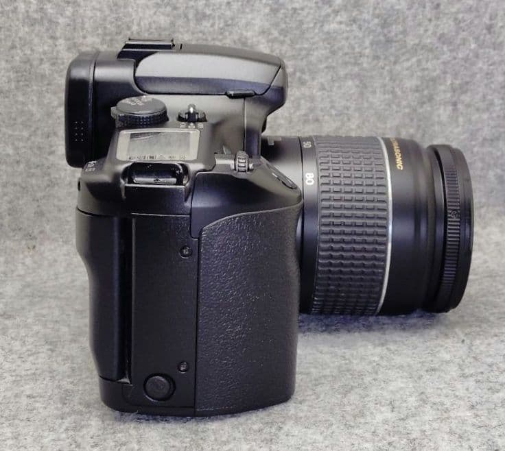 Canon EOS7 標準ズームレンズ付き　フィルムカメラ