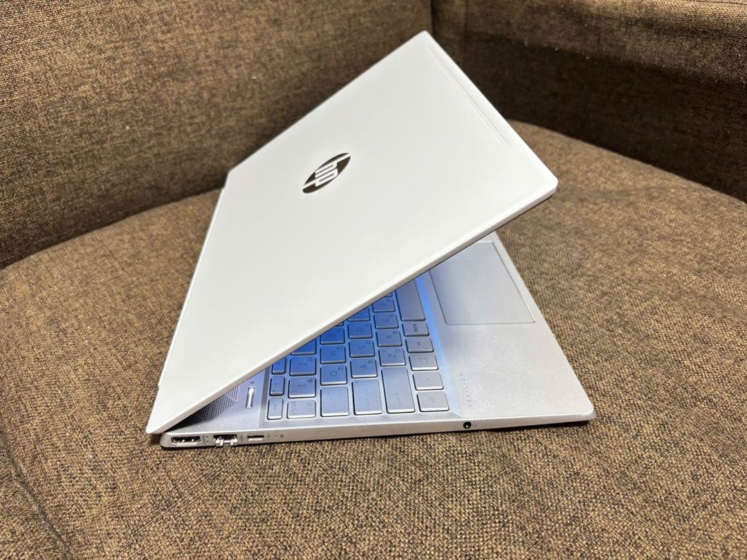 HP pavilion 15 i7-10世代　 16GB NVIDIA MX