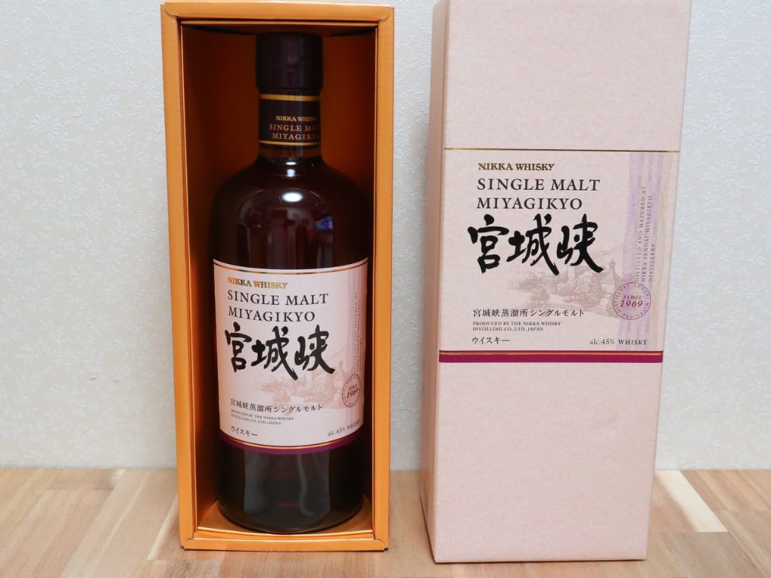 Nikka 宮城峡シングルモルト ギフトボックス付きと山崎12年空瓶セット