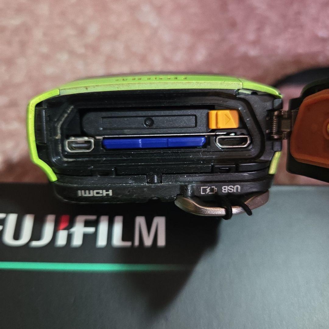 FUJIFILM FINEPIX XP120 ライム　箱は美品