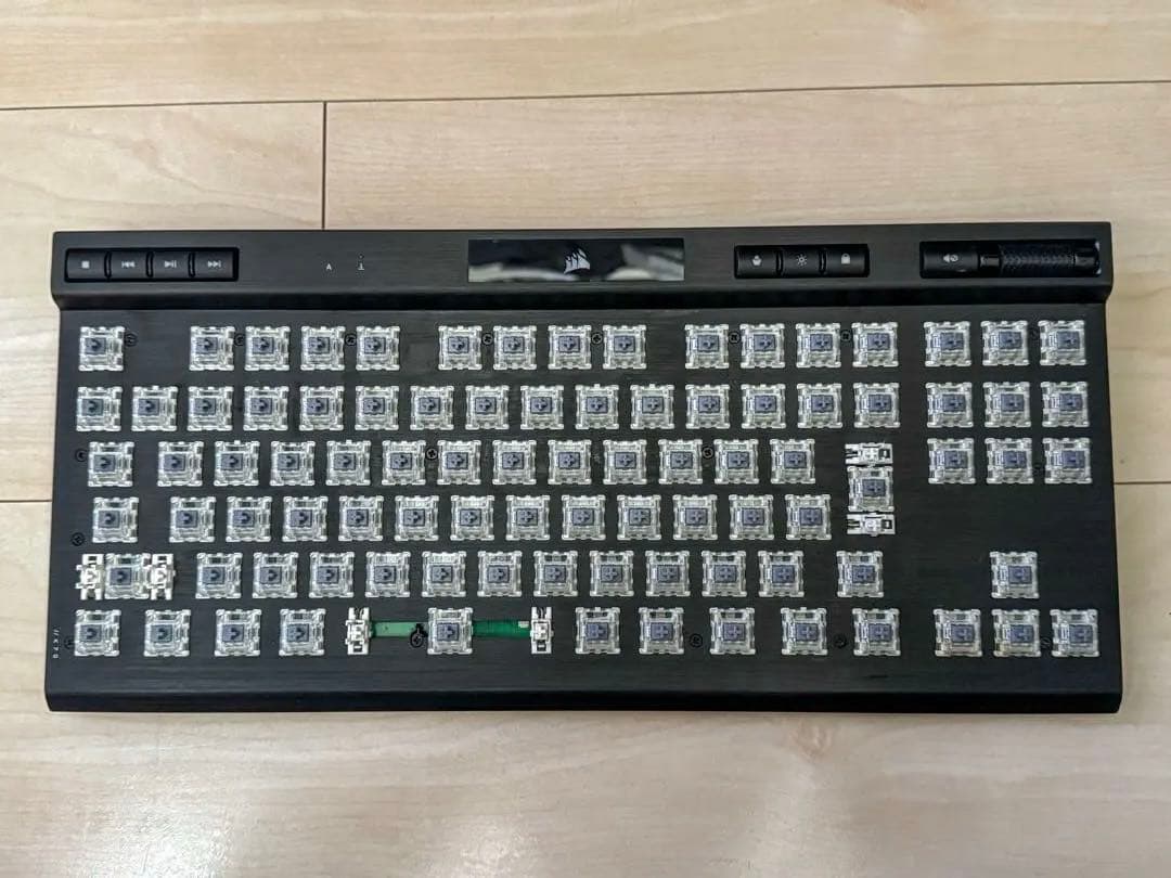 キーボード Corsair K70 TKL