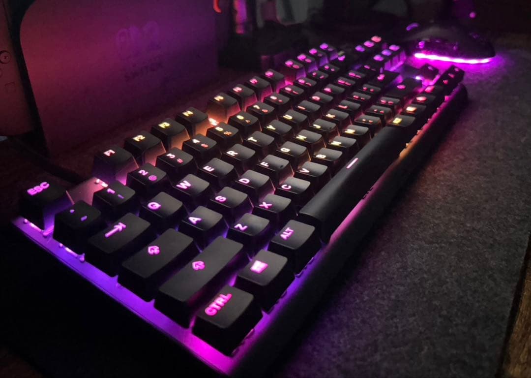 SteelSeries Apex Pro TKL ゲーミングキーボード