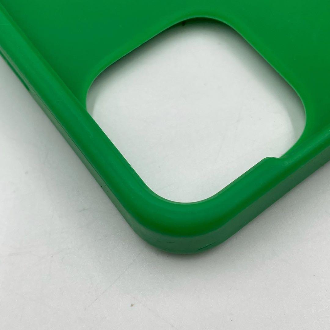 美品　iPhone 15 promax マキシイントレチャート パラキート