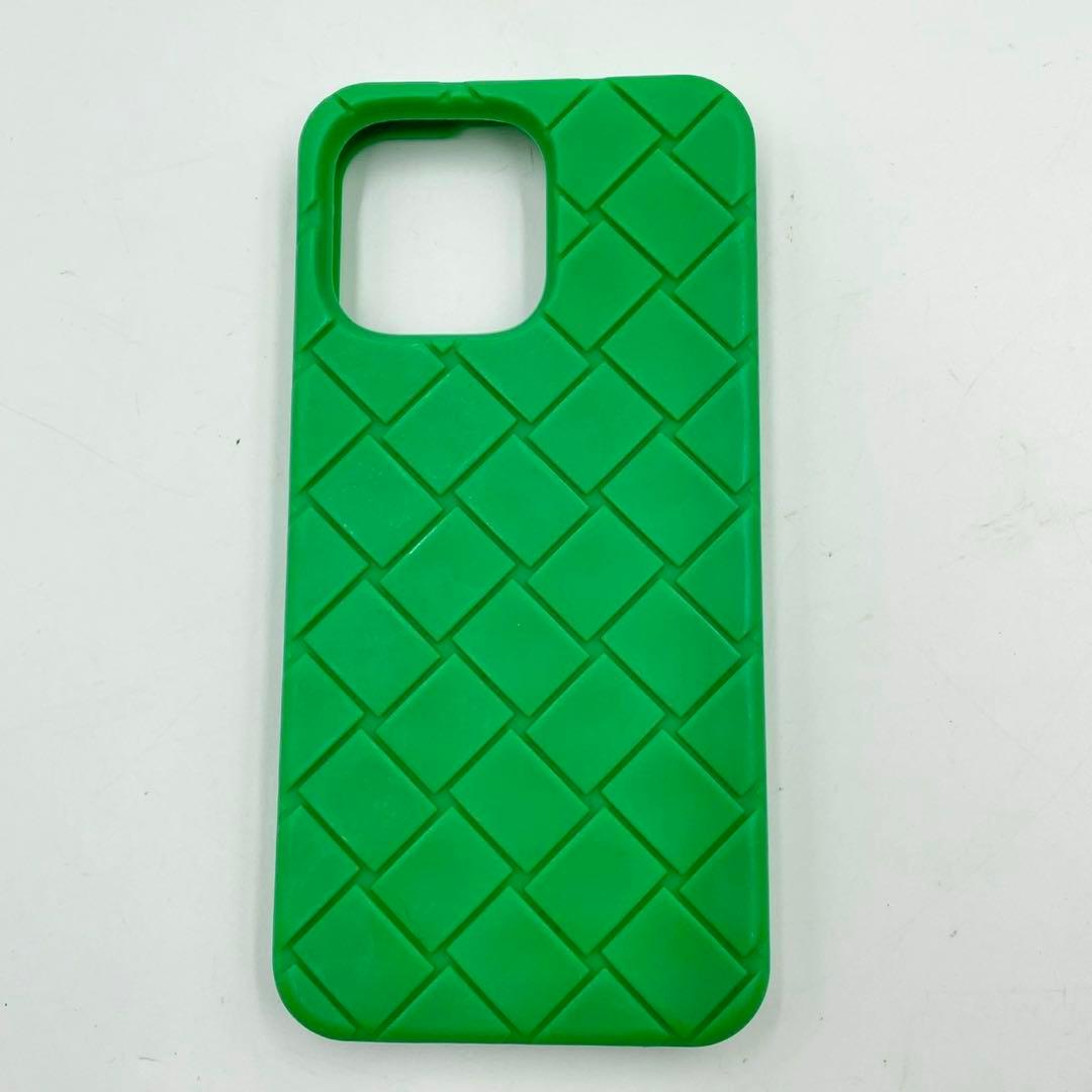 美品　iPhone 15 promax マキシイントレチャート パラキート