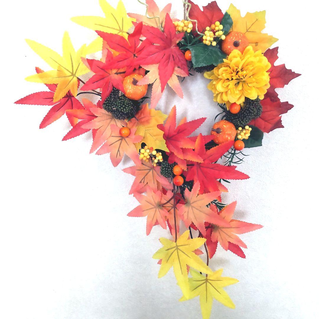 ✿*✿* 流れる紅葉のリース ♬  37 × 50 cm 造花リース ✿*✿*