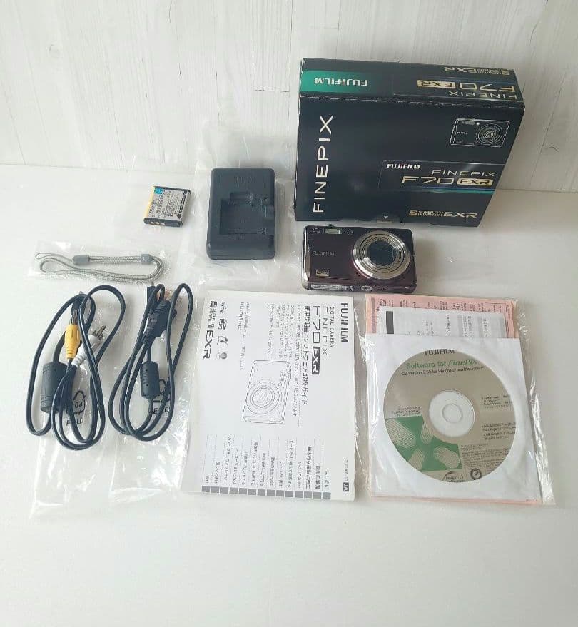 【動作確認済】FUJIFILM FINEPIX F70EXR フルセット