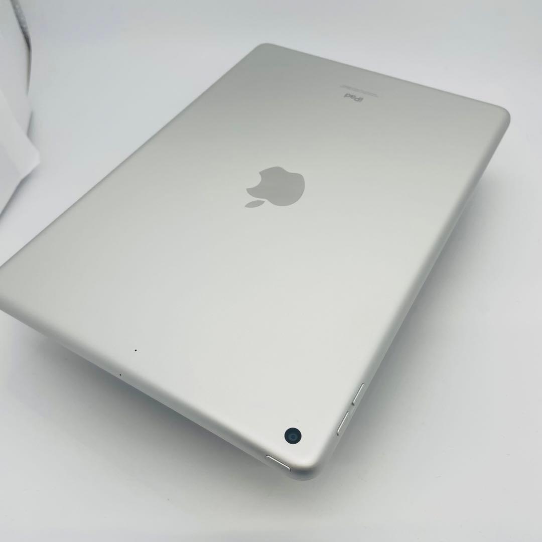 A 電池96% iPad 第9世代　64 GB Wi-Fi シルバー　本体