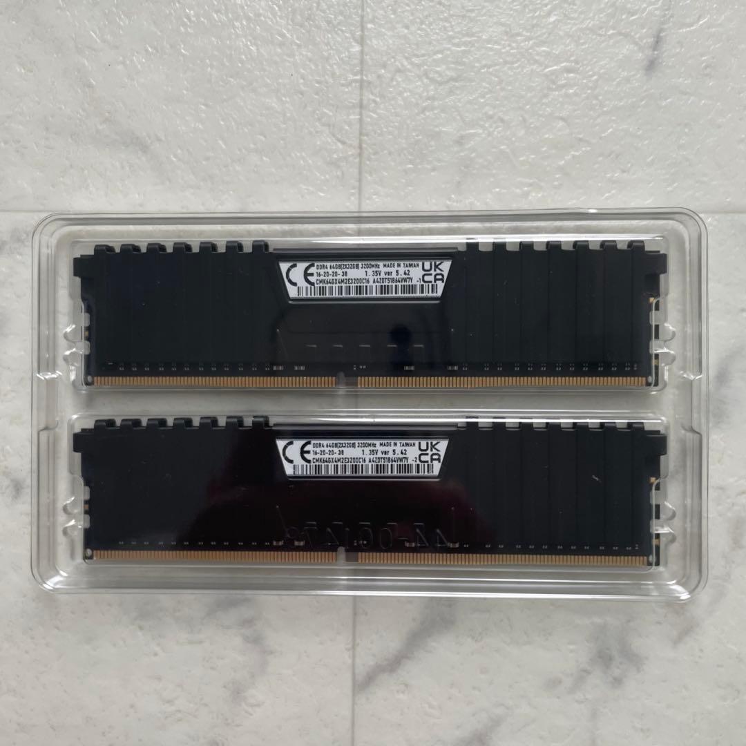 CORSAIR VENGEANCE LPX DDR4 64GB（32GB×2）