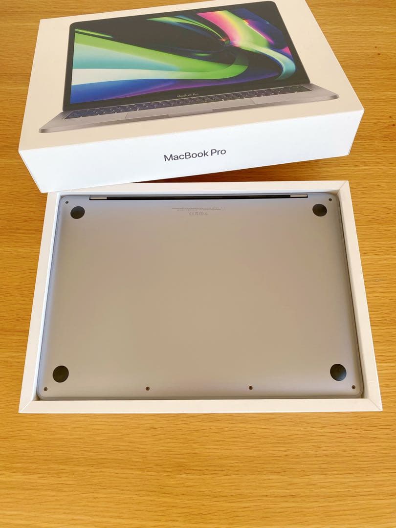 M1チップ MacBook Pro 2020 美品　MacBook本体　1TB