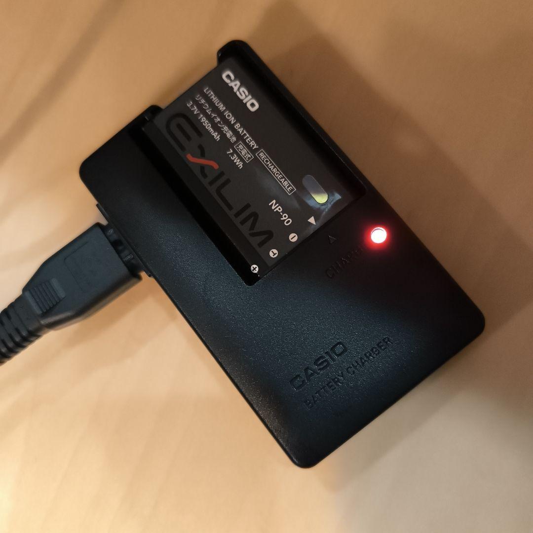 ぎ*ゅ様 【美品】Casio デジタルカメラ　EXILIM EX-H10 ブラッ