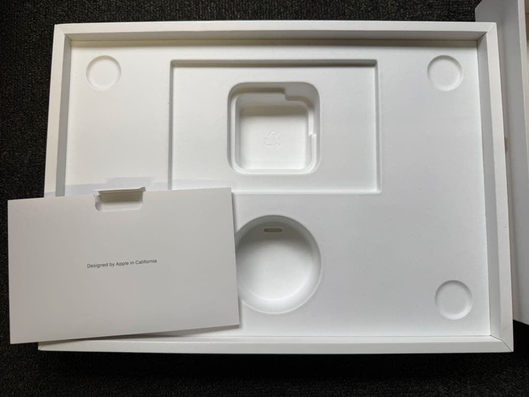 MacBook Air 13インチ M2 2022 スターライト 256GB