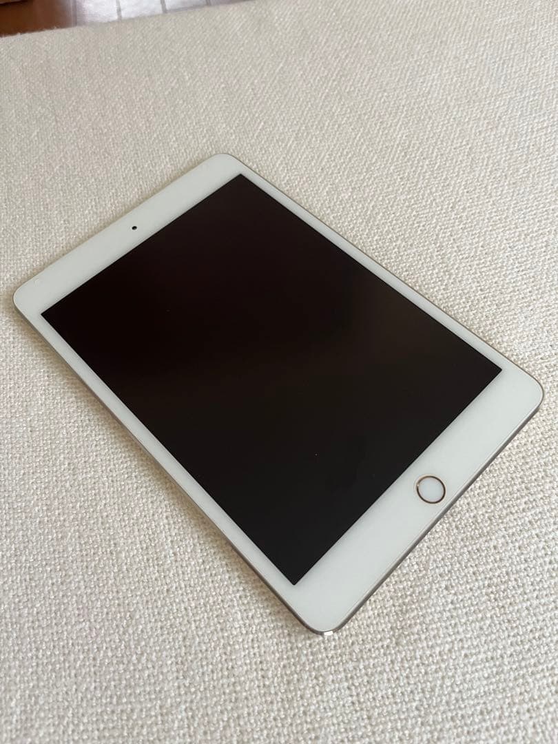 iPad mini 4 Wi-Fi+Cellular 16GBSIMロック解除済
