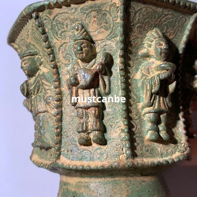 銅製 浮彫楽人物八菱杯 装飾品 現代工芸品 置物