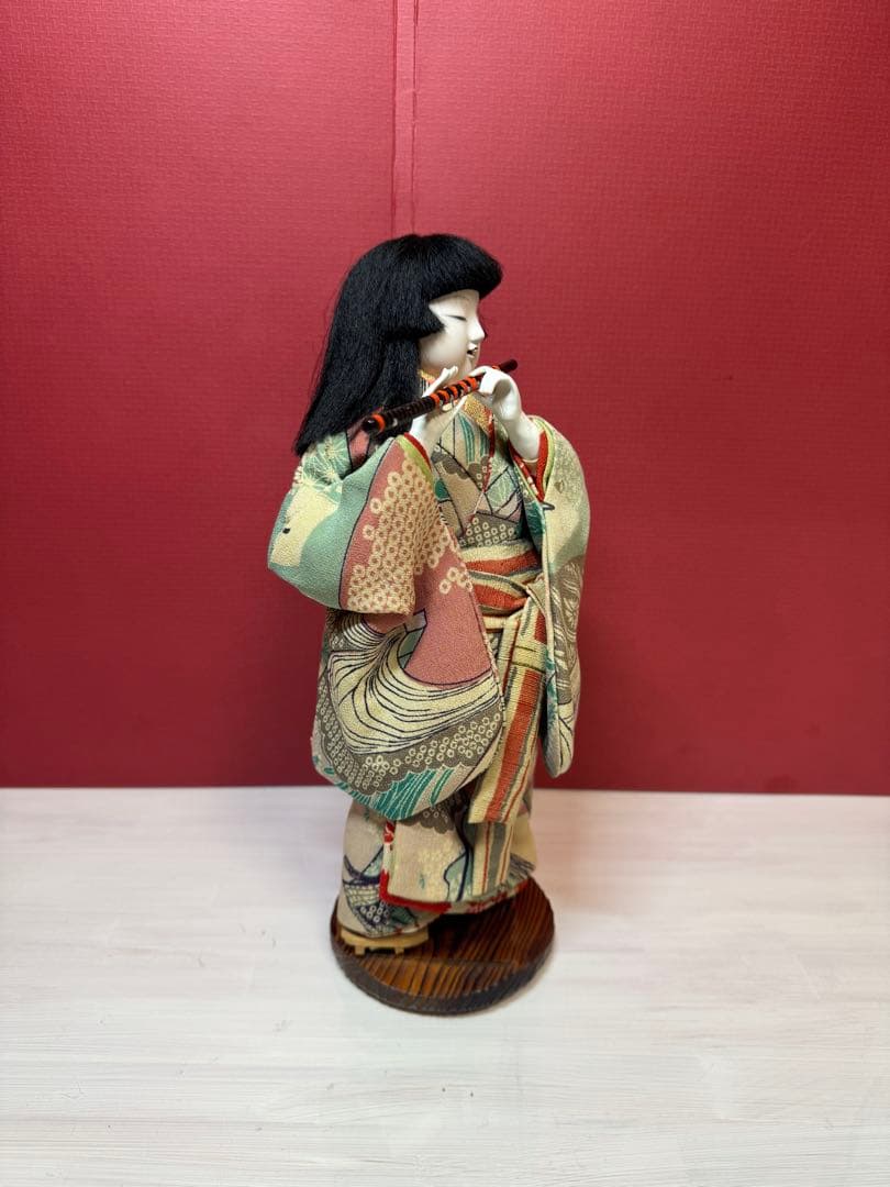 日本人形　笛吹き