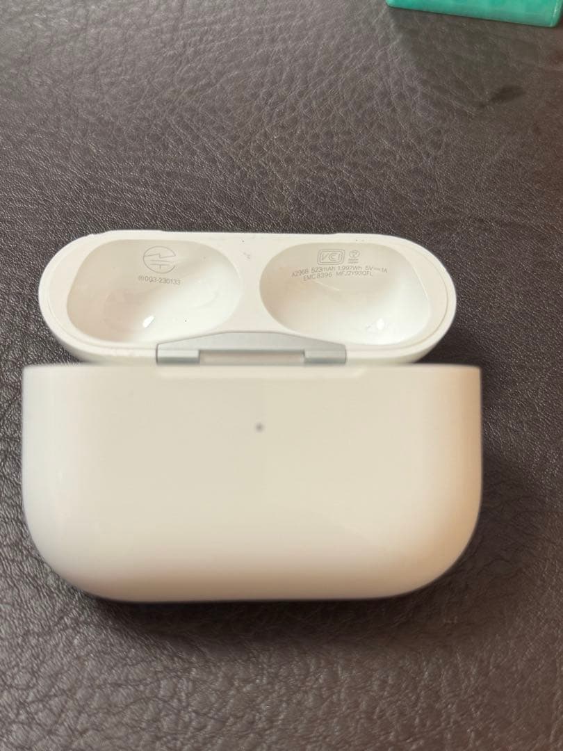 AirPods Pro第2世代 USB-C 充電ケース