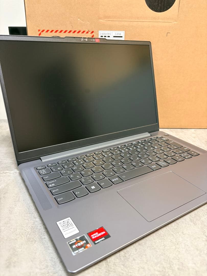Lenovo 15.6インチ ノートPC