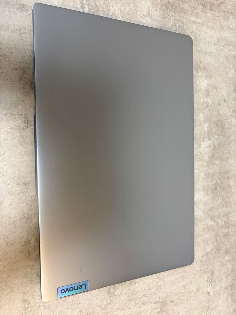 Lenovo 15.6インチ ノートPC