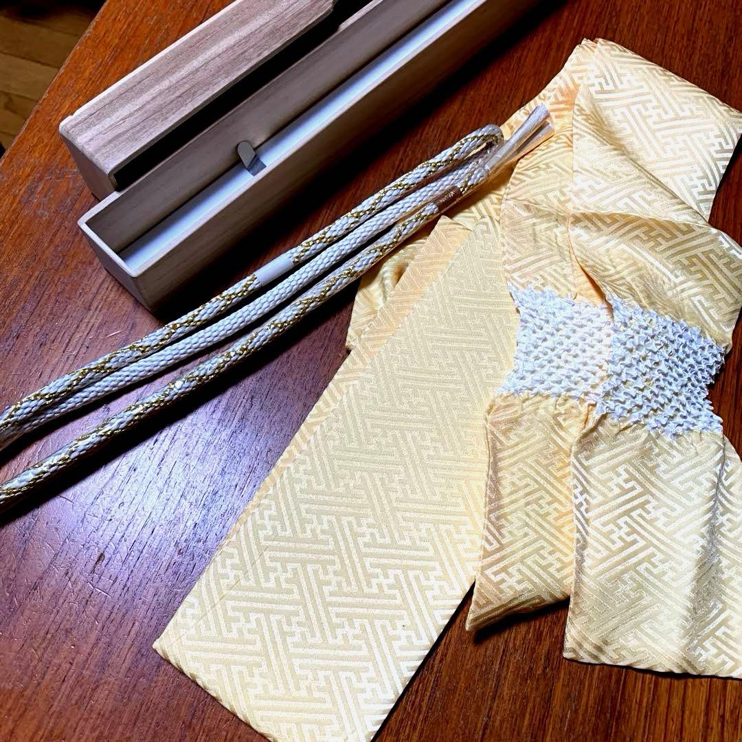 絹100% 和装小物（正礼装、訪問着等に） 帯締（金糸）と伊達締めセット