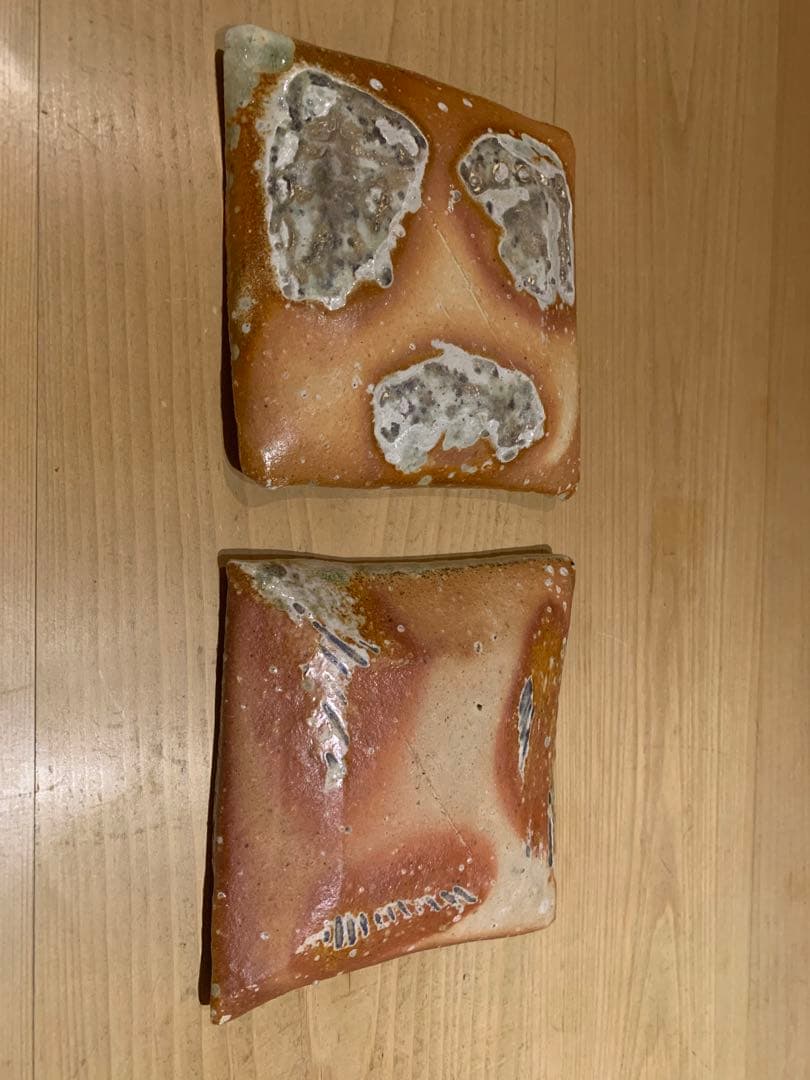 辻村塊 作　角皿 二客