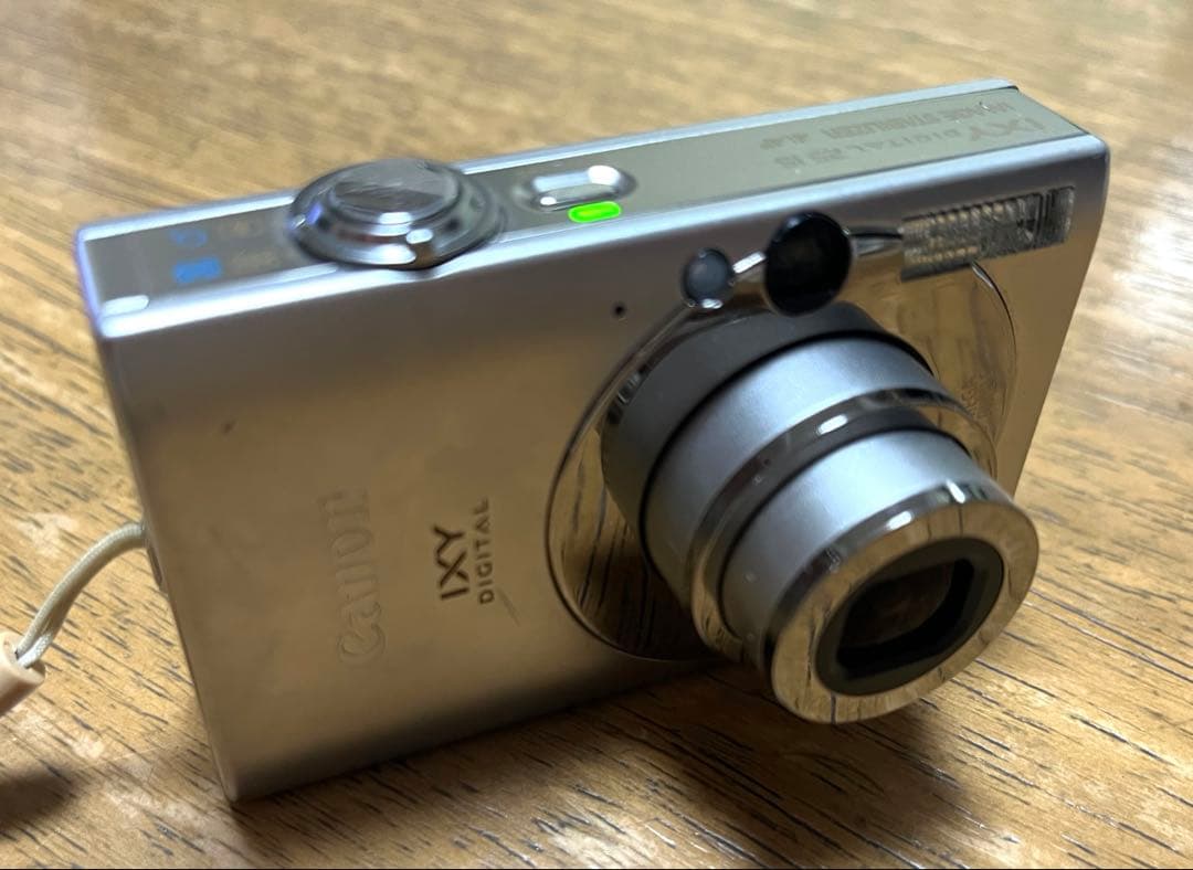 Canon IXY DIGITAL 10.0メガピクセル 中古品です